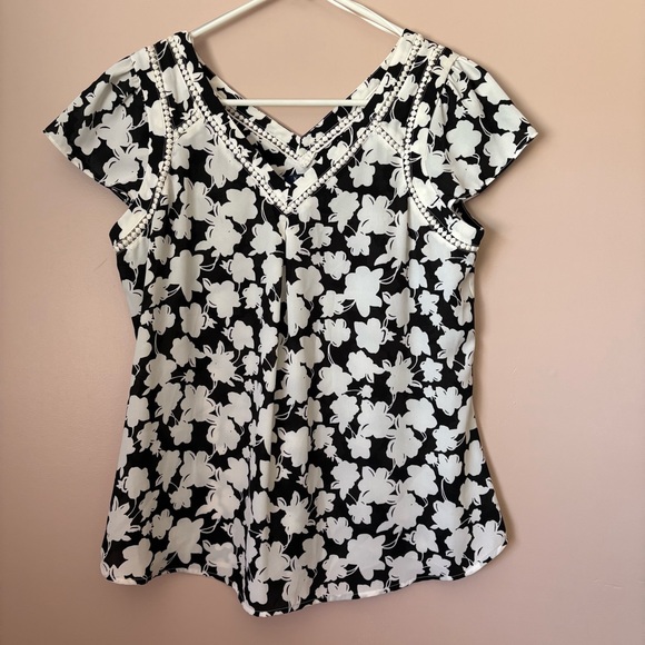 Kaari Blue Tops - Kaari Blue Navy and White Floral Blouse